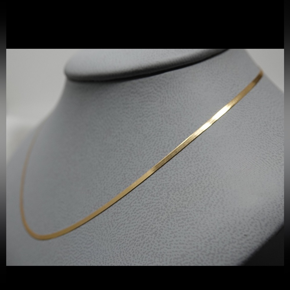 14 KT gold Herringbone Necklace